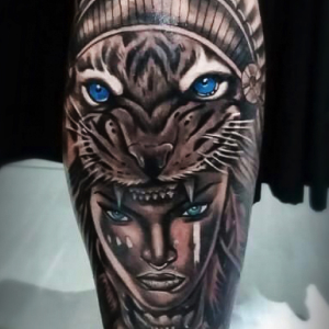 Showcase Black and White Image 10